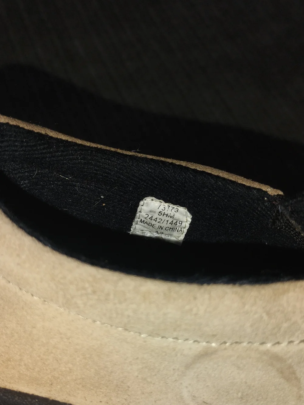 Lands' End Mens Beige Suede Slip On Mocs Comfort Shoes Size 5